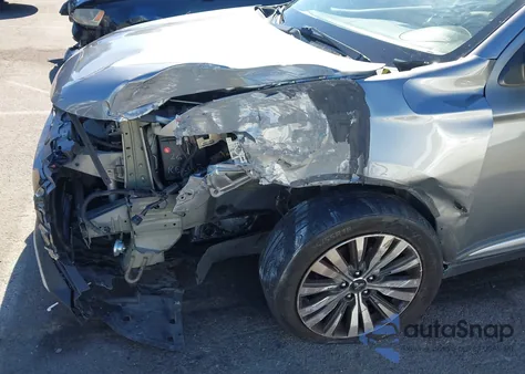 2020 Mitsubishi Outlander Le 2.4/Se 2.4/Sel 2.4/Sp 2.4 z USA, uszkodzony, nr VIN JA4AD3A32LZ036785